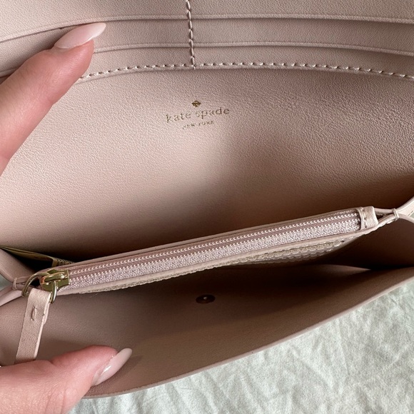 Kate Spade Wallet - Picture 5 of 5